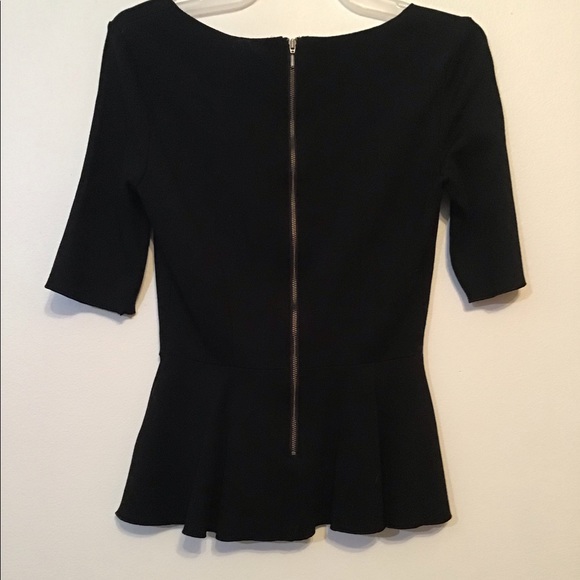 NWOT Aritzia t. Babaton Black Peplum Top - Picture 5 of 5